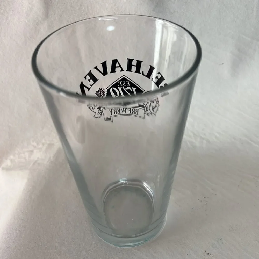 Belhaven Brewery 16 Oz Clear Beer Glass 5 3/4 In Tall 3 1/4 Round Bar Microbrews